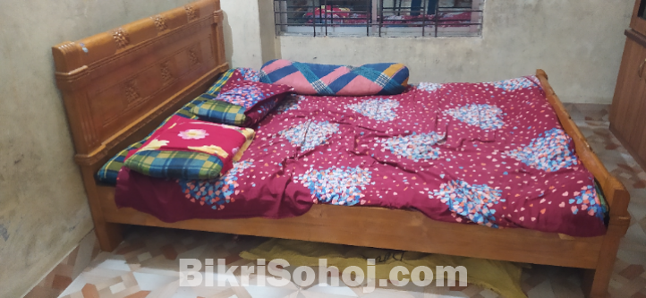 ওভারড্রব, কাঠ, স্টিল আলমারি